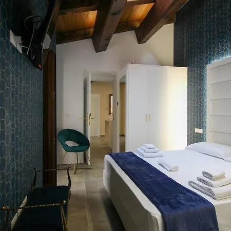 Nel Cuore Dell'aquila Bed & Breakfast L'Aquila