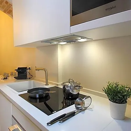 Nel Cuore Dell'aquila Bed & Breakfast 3*